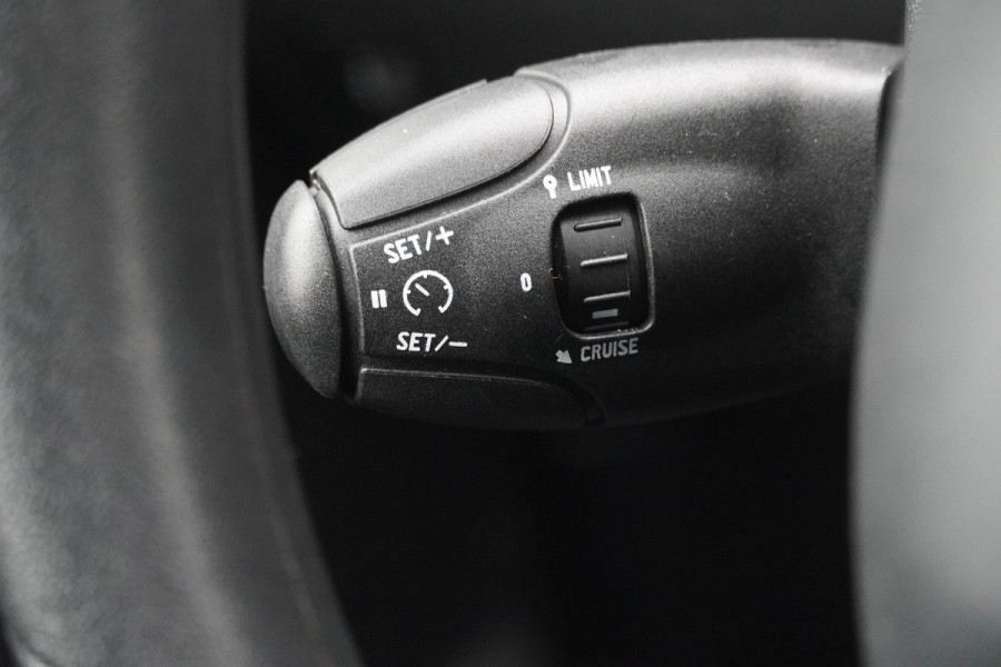 Peugeot 208 BWJ 2019 / 82 PK 1.2 Active | | AIRCO | NAVI | CRUISE | PDC | ELEKTRISCH PAKKET