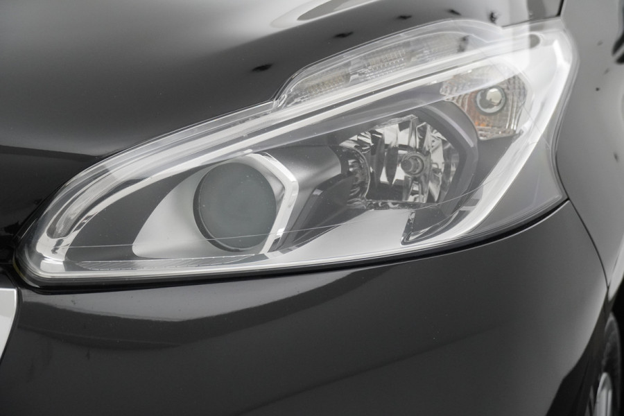 Peugeot 208 BWJ 2019 / 82 PK 1.2 Active | | AIRCO | NAVI | CRUISE | PDC | ELEKTRISCH PAKKET