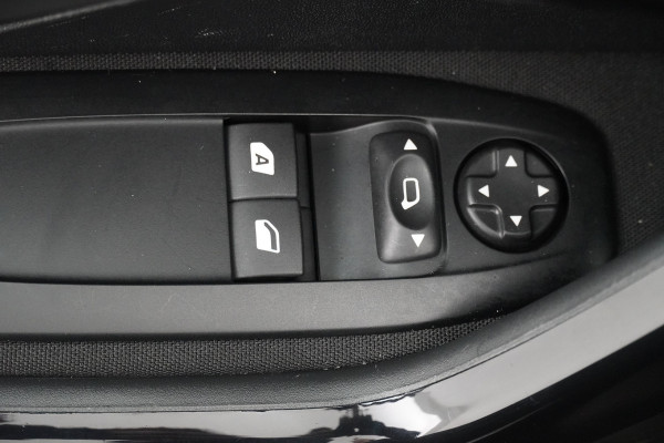 Peugeot 208 BWJ 2019 / 82 PK 1.2 Active | | AIRCO | NAVI | CRUISE | PDC | ELEKTRISCH PAKKET