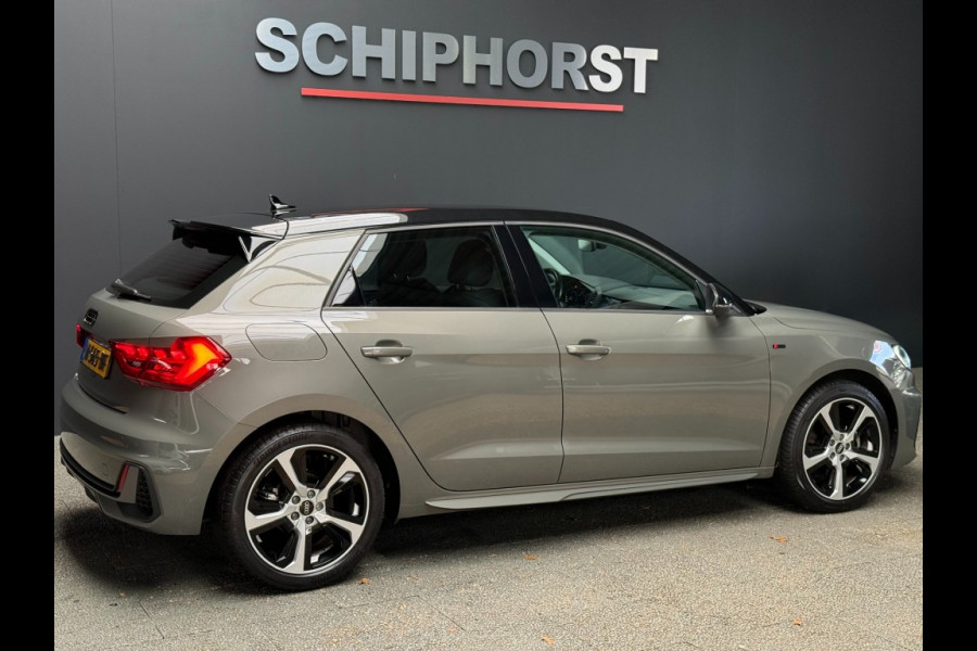 Audi A1 Sportback 30 TFSI 110pk S-line chronos grijs/zwart dak/carplay Audi A1 Sportback 30 TFSI 110pk S-line chronos grijs/zwart dak/carplay