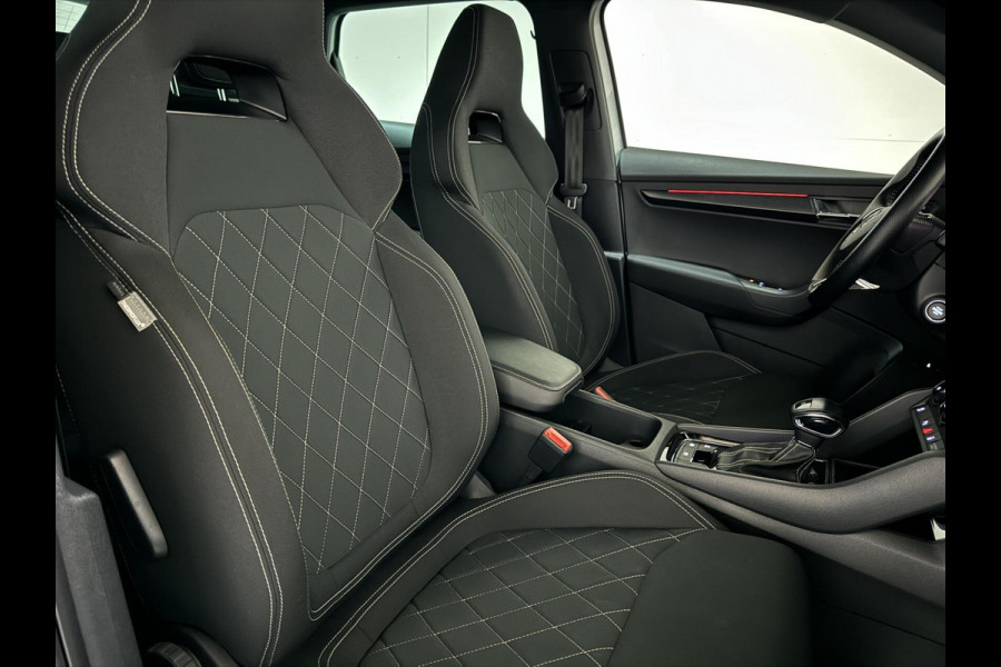 Škoda Karoq 1.5 TSI ACT Sportline Pano ACC Sfeer Canton Trekh. NAP Škoda Karoq 1.5 TSI ACT Sportline Pano ACC Sfeer Canton Trekh. NAP