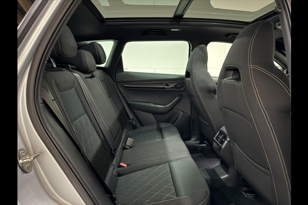 Škoda Karoq 1.5 TSI ACT Sportline Pano ACC Sfeer Canton Trekh. NAP Škoda Karoq 1.5 TSI ACT Sportline Pano ACC Sfeer Canton Trekh. NAP