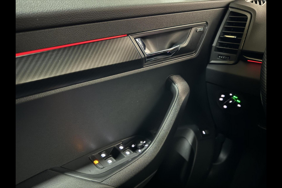 Škoda Karoq 1.5 TSI ACT Sportline Pano ACC Sfeer Canton Trekh. NAP Škoda Karoq 1.5 TSI ACT Sportline Pano ACC Sfeer Canton Trekh. NAP