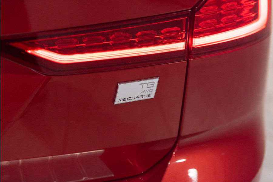 Volvo V60 T8 Aut. Plug-In Hybrid Inscription Leder Panoramadak Trekhaak 390pk