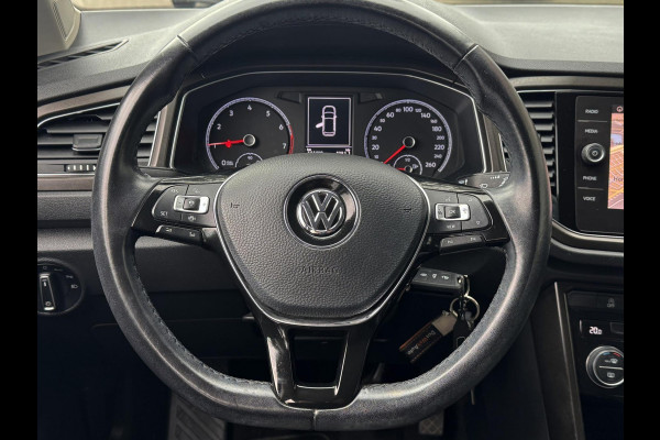 Volkswagen T-Roc 1.0 TSI Style - Navigatie I Airco I PDC- Achteruitrij camera I Sport velgen I APK 10-2027Dealer onderhouden