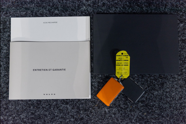 Volvo XC90 T8 Aut. Long Range Core Bright Trekhaak Standkachel Google 455pk