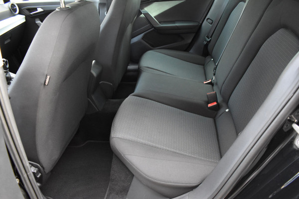 Seat Ibiza 1.0 EcoTSI Style Business Connect Parkeersensoren / Apple- android Carplay / Seat Ibiza 1.0 EcoTSI Style Business Connect Parkeersensoren / Apple- android Carplay /