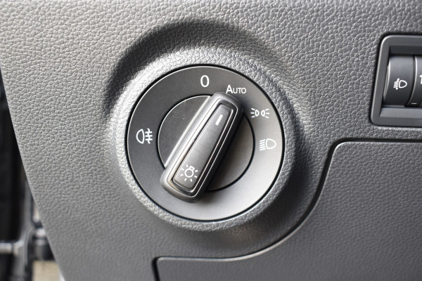 Seat Ibiza 1.0 EcoTSI Style Business Connect Parkeersensoren / Apple- android Carplay / Seat Ibiza 1.0 EcoTSI Style Business Connect Parkeersensoren / Apple- android Carplay /