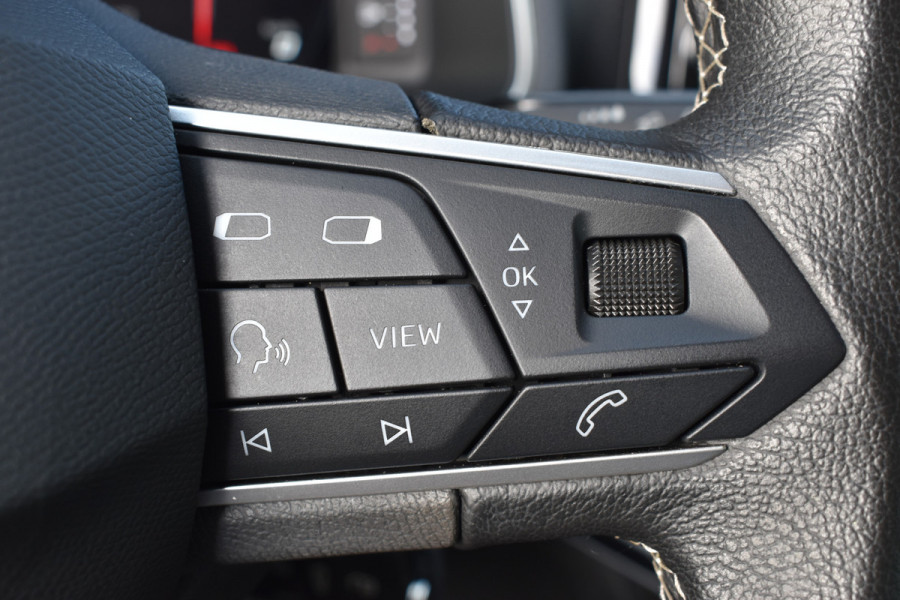 Seat Ibiza 1.0 EcoTSI Style Business Connect Parkeersensoren / Apple- android Carplay / Seat Ibiza 1.0 EcoTSI Style Business Connect Parkeersensoren / Apple- android Carplay /