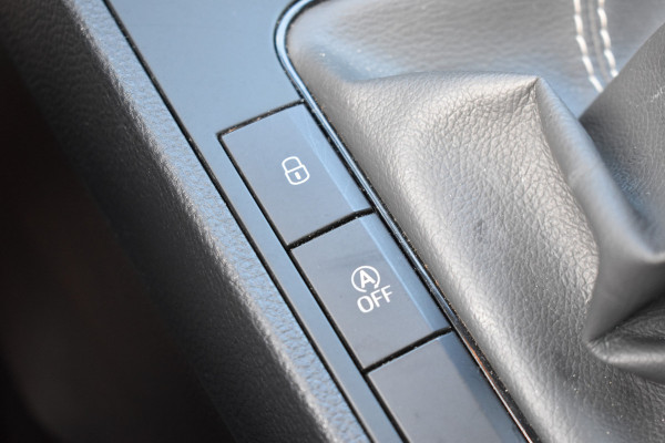 Seat Ibiza 1.0 EcoTSI Style Business Connect Parkeersensoren / Apple- android Carplay / Seat Ibiza 1.0 EcoTSI Style Business Connect Parkeersensoren / Apple- android Carplay /