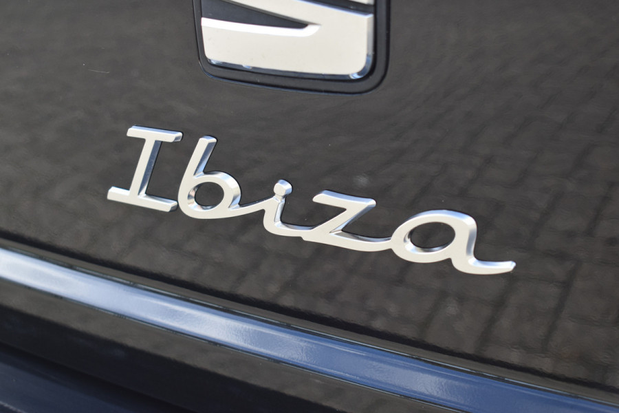 Seat Ibiza 1.0 EcoTSI Style Business Connect Parkeersensoren / Apple- android Carplay / Seat Ibiza 1.0 EcoTSI Style Business Connect Parkeersensoren / Apple- android Carplay /