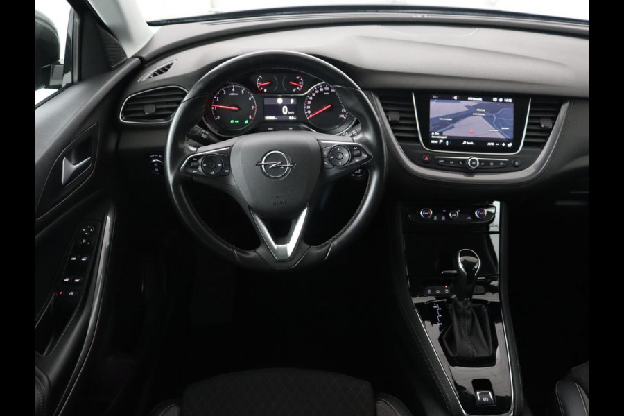 Opel Grandland X 1.2 Turbo Executive | Automaat | Carplay | Full LED | Comfortstoelen | Camera | Navigatie | Climate control | Keyless | Parkeerhulp | Cruise control Opel Grandland X 1.2 Turbo Executive | Automaat | Carplay | Full LED | Comfortstoelen | Camera | Navigatie | Climate control | Keyless | Parkeerhulp | Cruise control