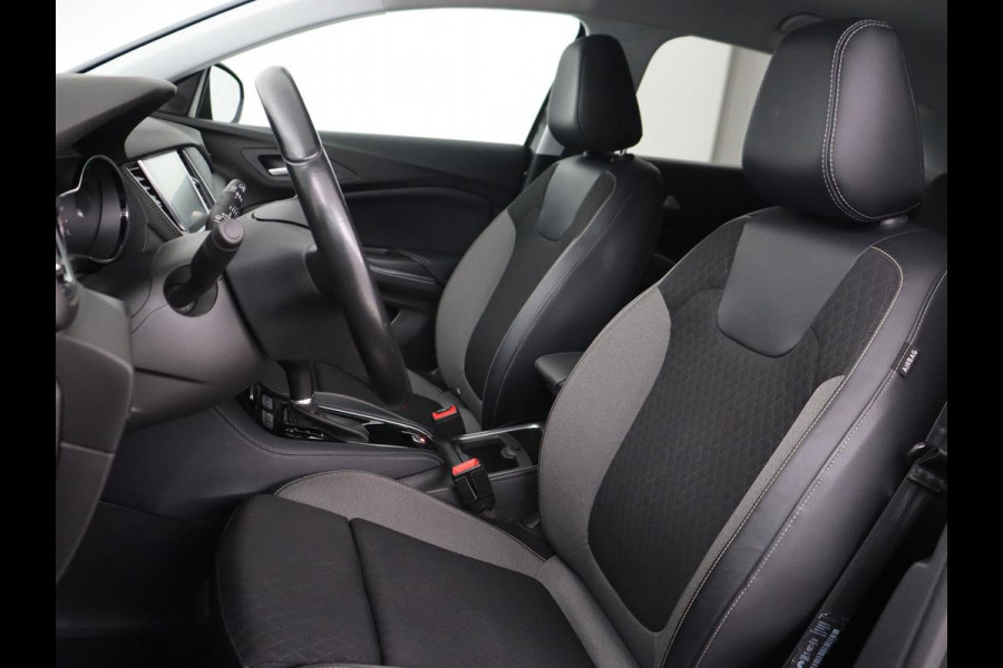 Opel Grandland X 1.2 Turbo Executive | Automaat | Carplay | Full LED | Comfortstoelen | Camera | Navigatie | Climate control | Keyless | Parkeerhulp | Cruise control Opel Grandland X 1.2 Turbo Executive | Automaat | Carplay | Full LED | Comfortstoelen | Camera | Navigatie | Climate control | Keyless | Parkeerhulp | Cruise control