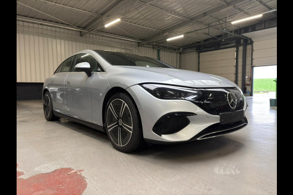 Mercedes-Benz EQE 300 Business Solution Luxury 89 kWh | Burmester sound | Panoramisch schuif/kanteldak | Passagier OLED-display van 12.3 inch! | Wordt verwacht!