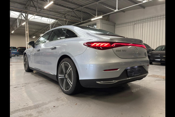 Mercedes-Benz EQE 300 Business Solution Luxury 89 kWh | Burmester sound | Panoramisch schuif/kanteldak | Passagier OLED-display van 12.3 inch! | Wordt verwacht!
