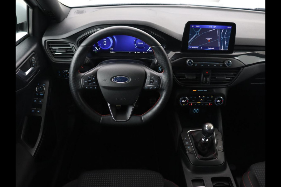 Ford Focus 1.0 EcoBoost Hybrid ST Line X | Stoel & stuurverwarming | Camera | Carplay | Digital Cockpit | Full LED | Keyless | Navigatie Ford Focus 1.0 EcoBoost Hybrid ST Line X | Stoel & stuurverwarming | Camera | Carplay | Digital Cockpit | Full LED | Keyless | Navigatie