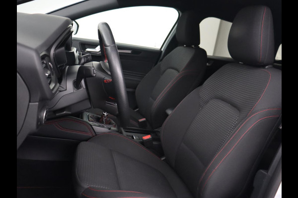 Ford Focus 1.0 EcoBoost Hybrid ST Line X | Stoel & stuurverwarming | Camera | Carplay | Digital Cockpit | Full LED | Keyless | Navigatie Ford Focus 1.0 EcoBoost Hybrid ST Line X | Stoel & stuurverwarming | Camera | Carplay | Digital Cockpit | Full LED | Keyless | Navigatie