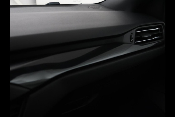 Ford Focus 1.0 EcoBoost Hybrid ST Line X | Stoel & stuurverwarming | Camera | Carplay | Digital Cockpit | Full LED | Keyless | Navigatie Ford Focus 1.0 EcoBoost Hybrid ST Line X | Stoel & stuurverwarming | Camera | Carplay | Digital Cockpit | Full LED | Keyless | Navigatie