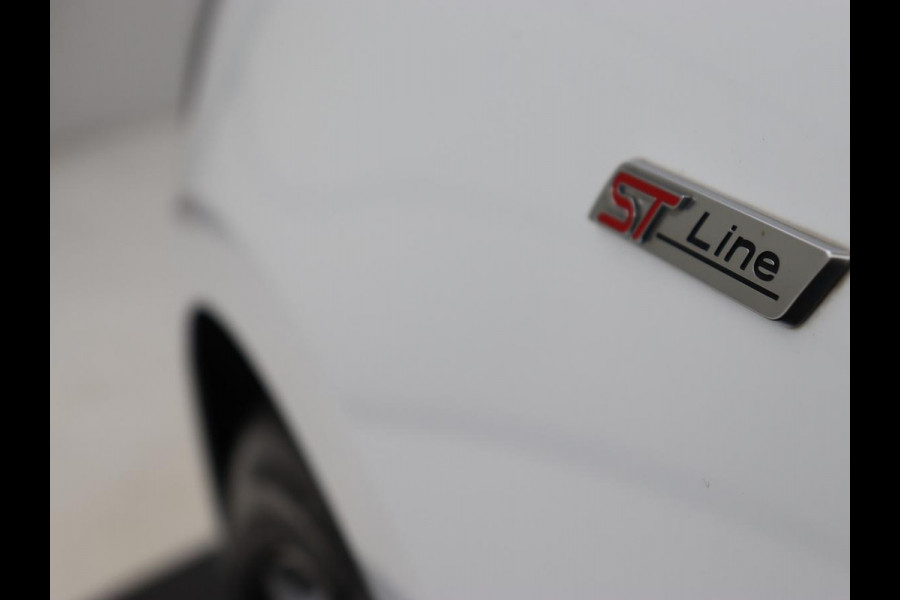 Ford Focus 1.0 EcoBoost Hybrid ST Line X | Stoel & stuurverwarming | Camera | Carplay | Digital Cockpit | Full LED | Keyless | Navigatie Ford Focus 1.0 EcoBoost Hybrid ST Line X | Stoel & stuurverwarming | Camera | Carplay | Digital Cockpit | Full LED | Keyless | Navigatie