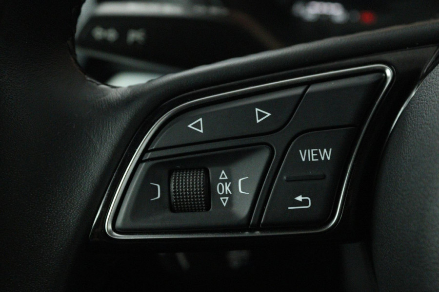 Audi Q2 35 TFSI S Edition (PANORAMADAK, DIGITALE COCKPIT, STOELVERWARMING, ACHTERUITRIJCAMERA, PARKEERSENSOREN, AUTOMAAT) Audi Q2 35 TFSI S Edition (PANORAMADAK, DIGITALE COCKPIT, STOELVERWARMING, ACHTERUITRIJCAMERA, PARKEERSENSOREN, AUTOMAAT)