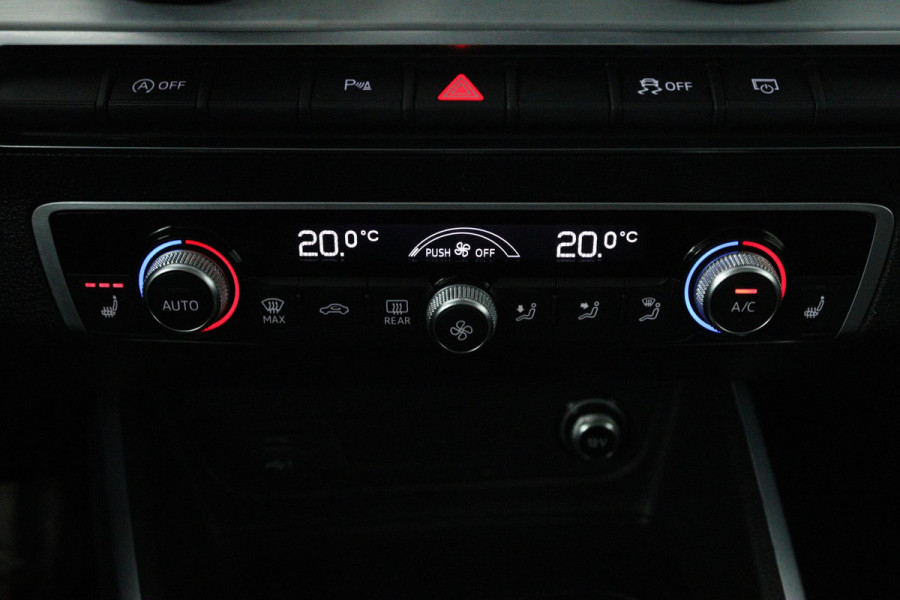 Audi Q2 35 TFSI S Edition (PANORAMADAK, DIGITALE COCKPIT, STOELVERWARMING, ACHTERUITRIJCAMERA, PARKEERSENSOREN, AUTOMAAT) Audi Q2 35 TFSI S Edition (PANORAMADAK, DIGITALE COCKPIT, STOELVERWARMING, ACHTERUITRIJCAMERA, PARKEERSENSOREN, AUTOMAAT)