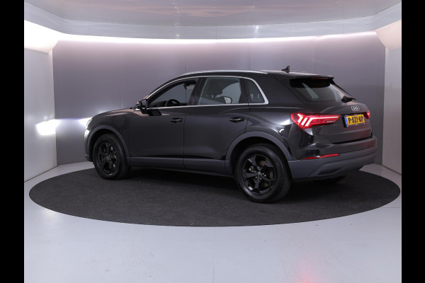 Audi Q3 45 TFSI e Business Edition 245 pk S-tronic | Navigatie | Parkeersensoren | Adaptieve cruise control | Stoelverwarming |