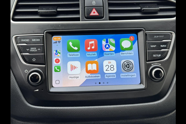 Hyundai i20 1.0 T-GDI Premium Dealer onderhouden Cruise control Climate control Parkeersensoren v/a Navigatie Apple / Android DAB