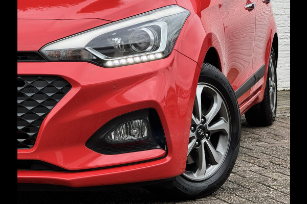 Hyundai i20 1.0 T-GDI Premium Dealer onderhouden Cruise control Climate control Parkeersensoren v/a Navigatie Apple / Android DAB