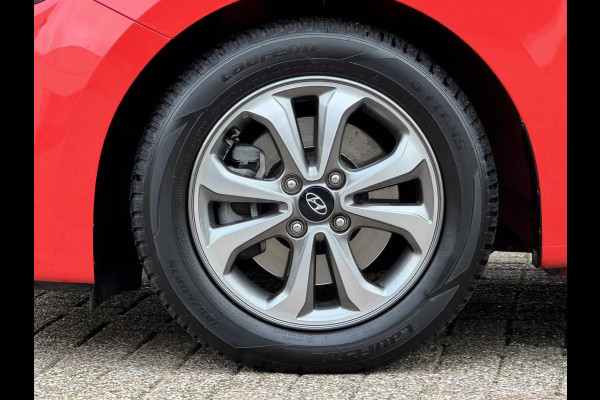 Hyundai i20 1.0 T-GDI Premium Dealer onderhouden Cruise control Climate control Parkeersensoren v/a Navigatie Apple / Android DAB