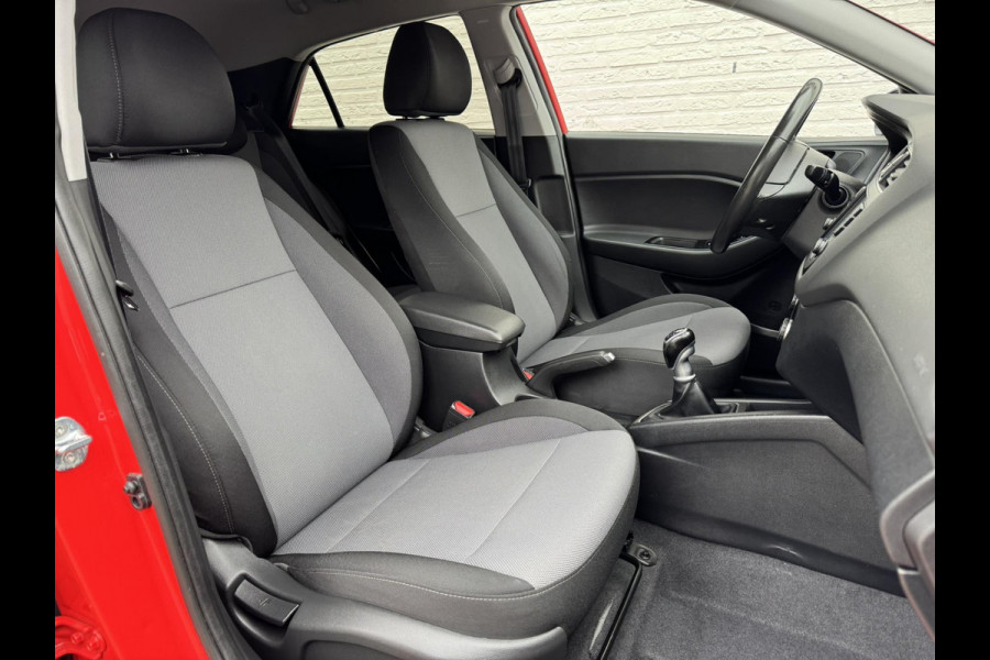 Hyundai i20 1.0 T-GDI Premium Dealer onderhouden Cruise control Climate control Parkeersensoren v/a Navigatie Apple / Android DAB