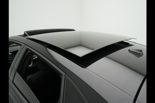 Volkswagen Taigo 1.0 TSI 110pk DSG R-Line Panorama Navi via App Pdc Acc Lane Assist Volkswagen Taigo 1.0 TSI 110pk DSG R-Line Panorama Navi via App Pdc Acc Lane Assist