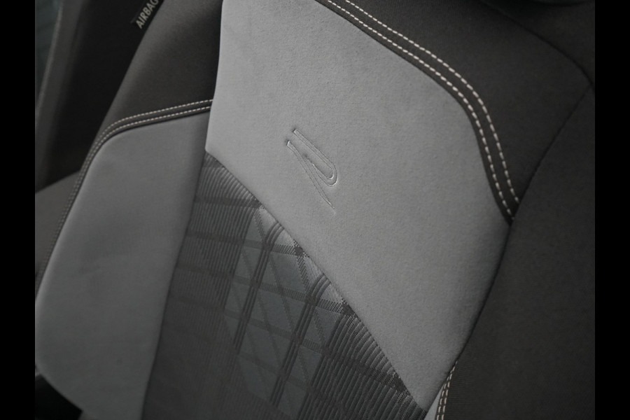 Volkswagen Taigo 1.0 TSI 110pk DSG R-Line Panorama Navi via App Pdc Acc Lane Assist Volkswagen Taigo 1.0 TSI 110pk DSG R-Line Panorama Navi via App Pdc Acc Lane Assist