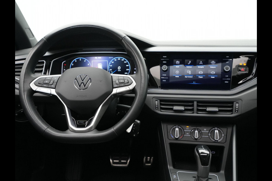 Volkswagen Taigo 1.0 TSI 110pk DSG R-Line Panorama Navi via App Pdc Acc Lane Assist Volkswagen Taigo 1.0 TSI 110pk DSG R-Line Panorama Navi via App Pdc Acc Lane Assist