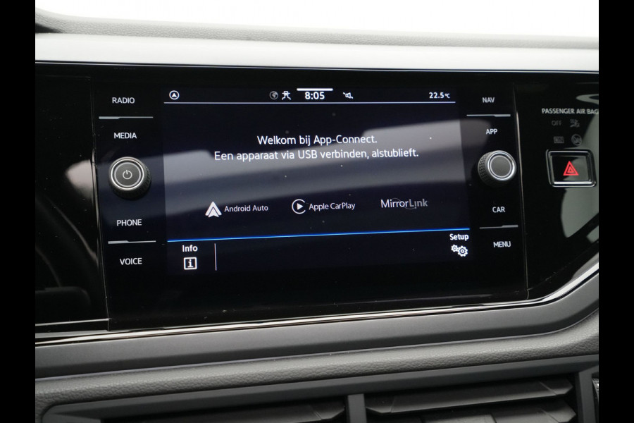 Volkswagen Taigo 1.0 TSI 110pk DSG R-Line Panorama Navi via App Pdc Acc Lane Assist Volkswagen Taigo 1.0 TSI 110pk DSG R-Line Panorama Navi via App Pdc Acc Lane Assist