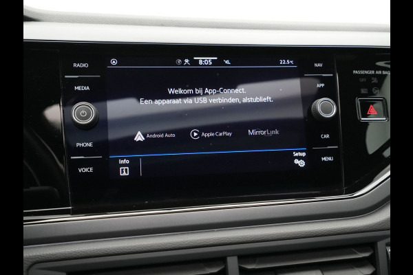 Volkswagen Taigo 1.0 TSI 110pk DSG R-Line Panorama Navi via App Pdc Acc Lane Assist Volkswagen Taigo 1.0 TSI 110pk DSG R-Line Panorama Navi via App Pdc Acc Lane Assist