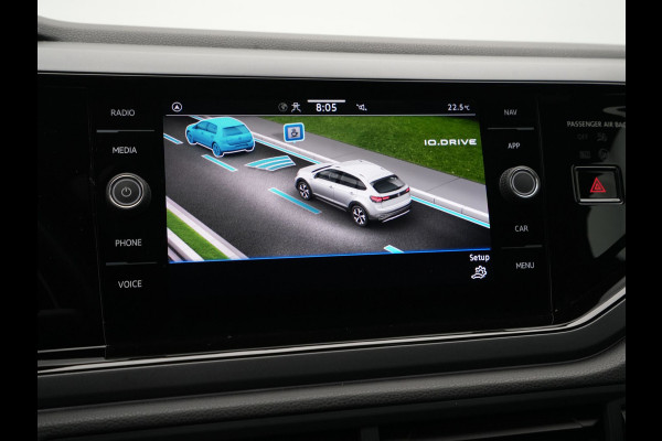 Volkswagen Taigo 1.0 TSI 110pk DSG R-Line Panorama Navi via App Pdc Acc Lane Assist Volkswagen Taigo 1.0 TSI 110pk DSG R-Line Panorama Navi via App Pdc Acc Lane Assist