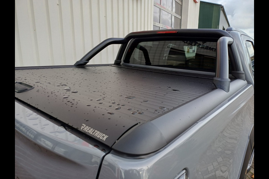 Isuzu D-max EV V-Cross Dubbele Cabine 3500 Kg trekvermogen Isuzu D-max EV V-Cross Dubbele Cabine 3500 Kg trekvermogen