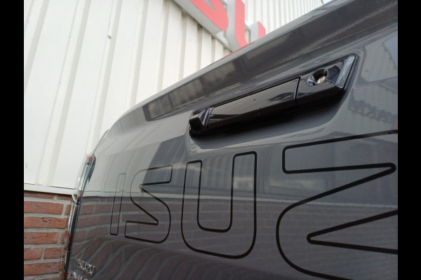 Isuzu D-max EV V-Cross Dubbele Cabine 3500 Kg trekvermogen Isuzu D-max EV V-Cross Dubbele Cabine 3500 Kg trekvermogen