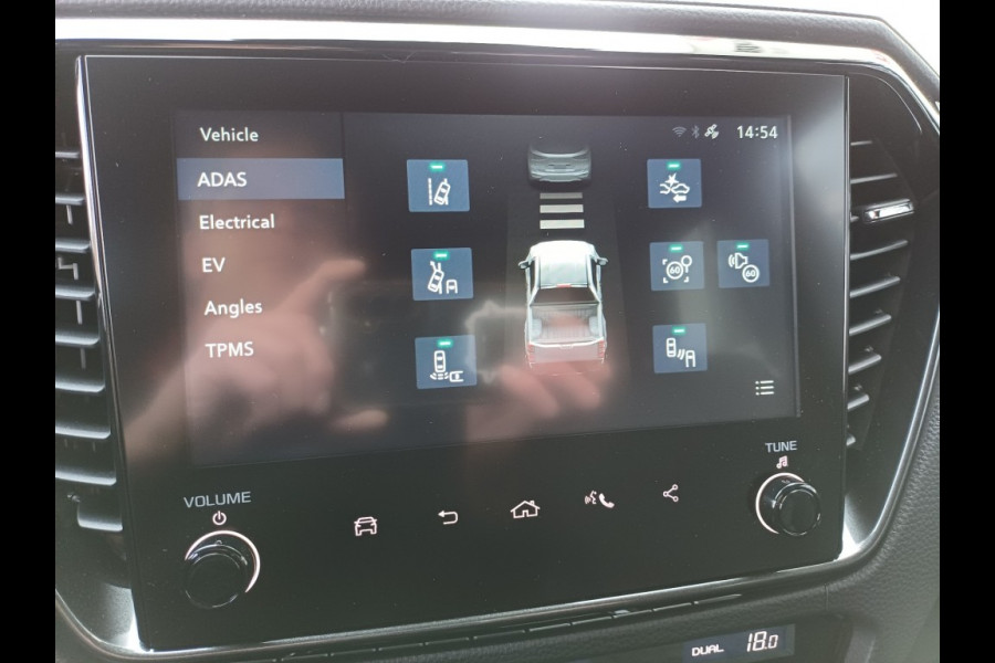 Isuzu D-max EV V-Cross Dubbele Cabine 3500 Kg trekvermogen Isuzu D-max EV V-Cross Dubbele Cabine 3500 Kg trekvermogen