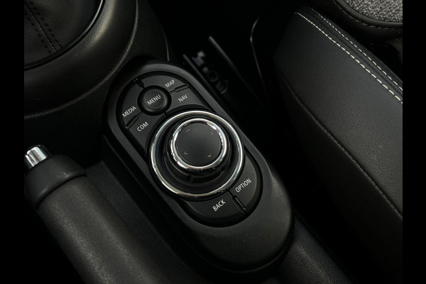 MINI Mini 1.5 Cooper Camden Edition NL AUTO | CARPLAY | DEALER ONDERH | UNION JACK