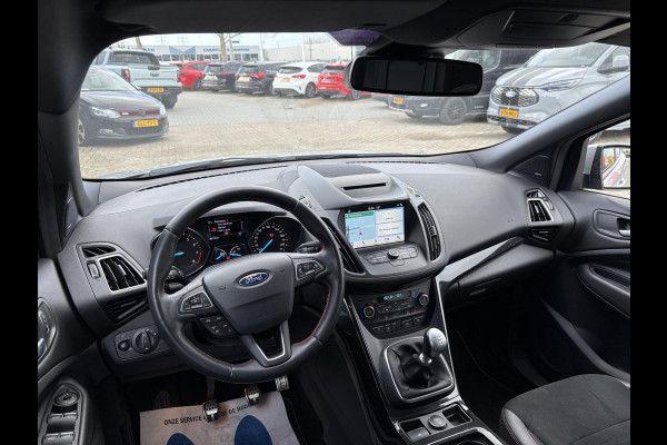 Ford Kuga 1.5 EcoBoost ST Line 150pk | Trekhaak | 2.000kg Trekgewicht | Winterpack Ford Kuga 1.5 EcoBoost ST Line 150pk | Trekhaak | 2.000kg Trekgewicht | Winterpack
