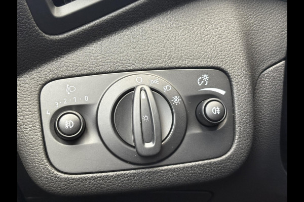 Ford Kuga 1.5 EcoBoost ST Line 150pk | Trekhaak | 2.000kg Trekgewicht | Winterpack Ford Kuga 1.5 EcoBoost ST Line 150pk | Trekhaak | 2.000kg Trekgewicht | Winterpack