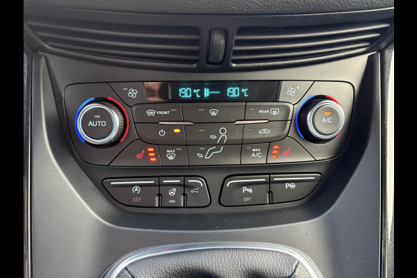 Ford Kuga 1.5 EcoBoost ST Line 150pk | Trekhaak | 2.000kg Trekgewicht | Winterpack Ford Kuga 1.5 EcoBoost ST Line 150pk | Trekhaak | 2.000kg Trekgewicht | Winterpack