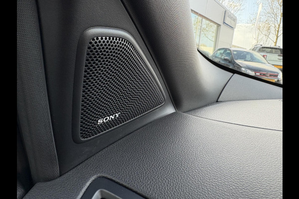 Ford Kuga 1.5 EcoBoost ST Line 150pk | Trekhaak | 2.000kg Trekgewicht | Winterpack Ford Kuga 1.5 EcoBoost ST Line 150pk | Trekhaak | 2.000kg Trekgewicht | Winterpack