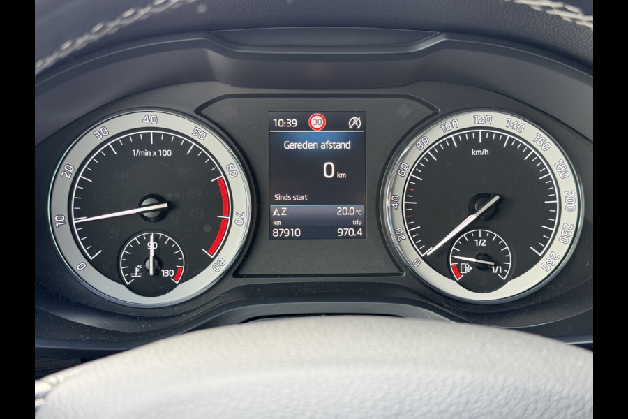 Škoda Kodiaq BWJ 2020 | 1.5TSI 150PK Bus Ed | PANO | SPORTSTOELEN | LEDER/STOF | CLIMA | CARPLAY | CAMERA A | NAVI Škoda Kodiaq BWJ 2020 | 1.5TSI 150PK Bus Ed | PANO | SPORTSTOELEN | LEDER/STOF | CLIMA | CARPLAY | CAMERA A | NAVI