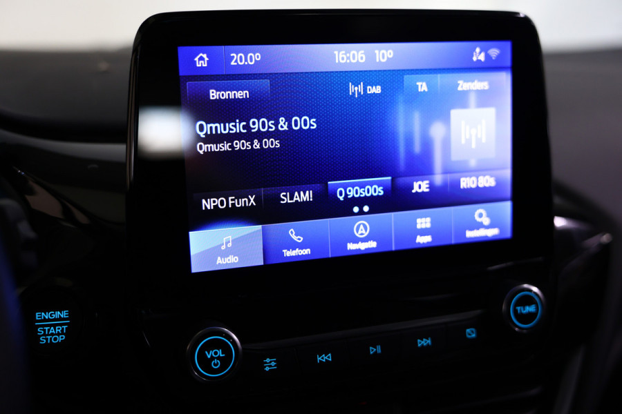 Ford Fiesta 1.0 EcoBoost Hybrid Titanium AUT CARPLAY DAB STUURVW '22 Ford Fiesta 1.0 EcoBoost Hybrid Titanium AUT CARPLAY DAB STUURVW '22