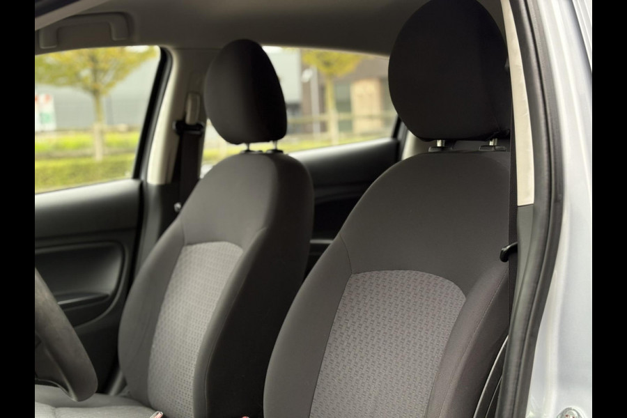 Mitsubishi Space Star 1.0 Cool+ Automaat | Airco, El. Ramen, Radio/CD-speler, Start/Stop | Dealeronderhouden | NAP | Mitsubishi Space Star 1.0 Cool+ Automaat | Airco, El. Ramen, Radio/CD-speler, Start/Stop | Dealeronderhouden | NAP |