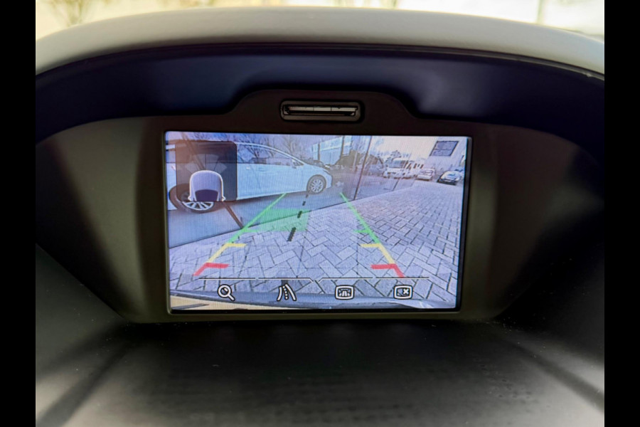 Ford B-MAX 1.0 EcoBoost Titanium, NAP, Camera, Trekhaak