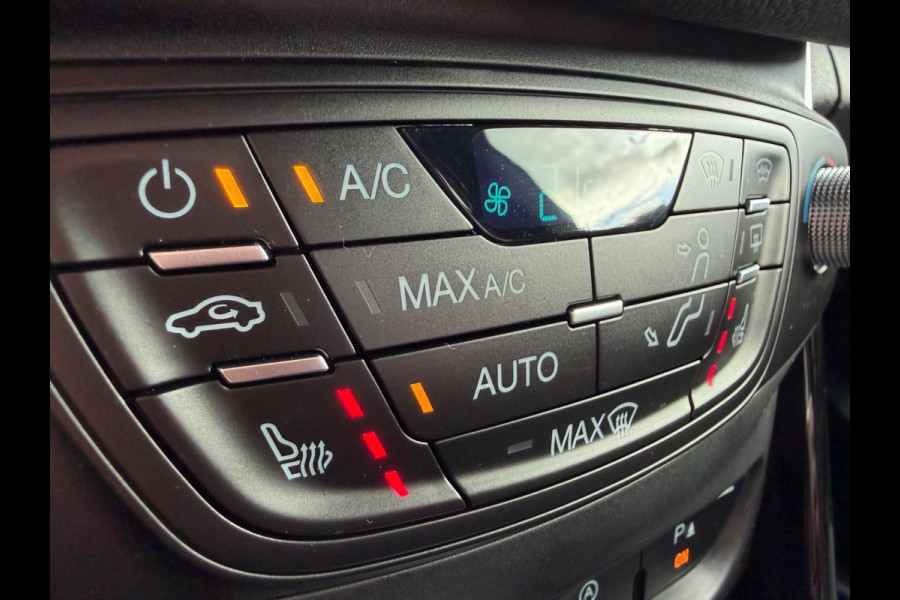 Ford B-MAX 1.0 EcoBoost Titanium, NAP, Camera, Trekhaak