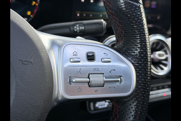Mercedes-Benz Glb 180 Business Solution AMG | Panoramadak | Multibeam | Memorystoelen